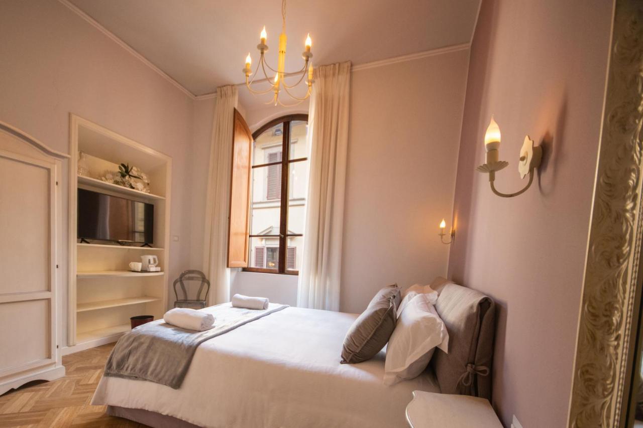 B&B Dimora Sassetti 6 Firenze Bagian luar foto